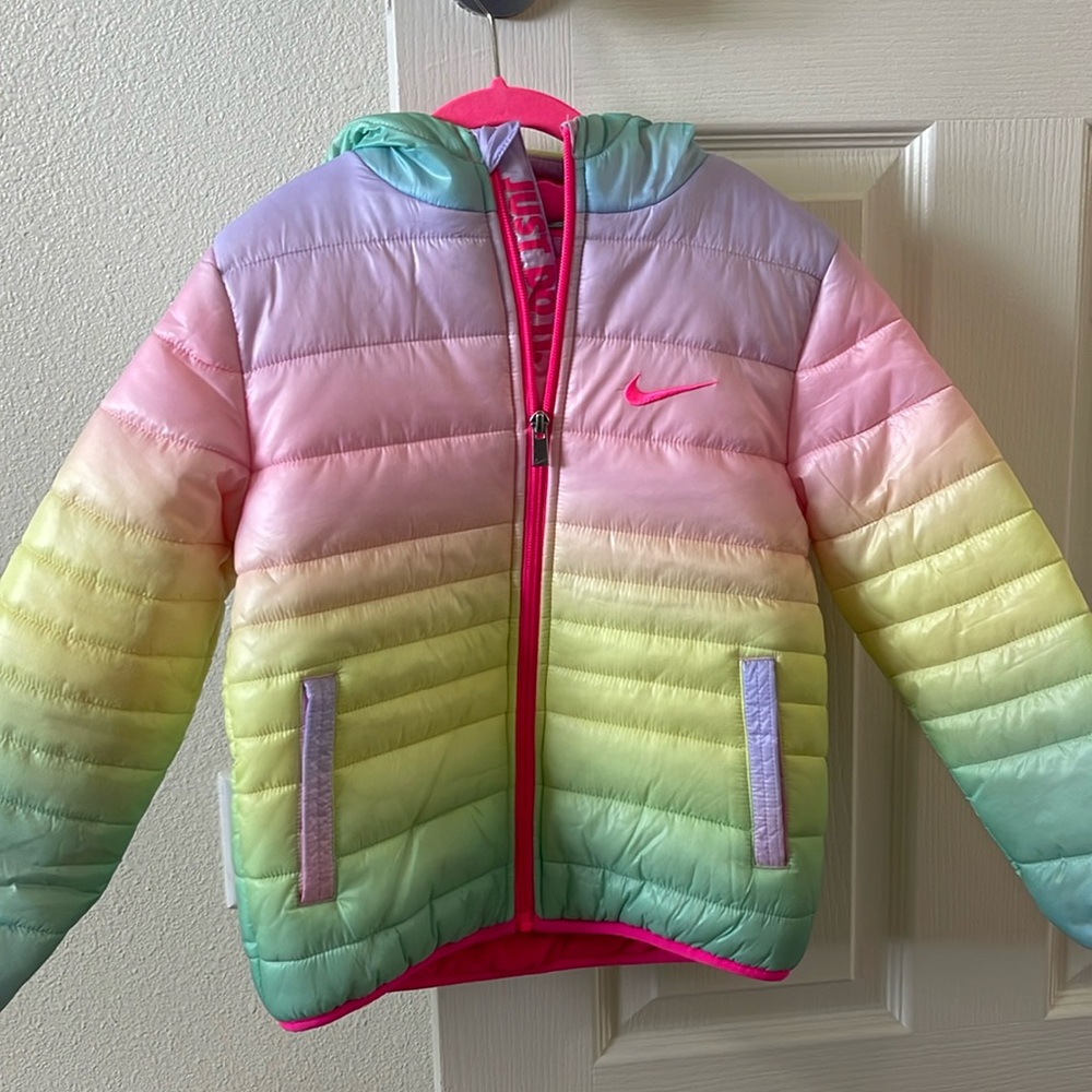 Kids Nike puffer jacket, Size 6-7, rainbow color, fleece lined, EUC